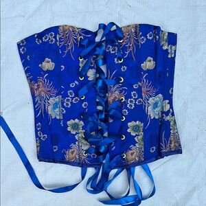 Like New Corset Flower Detail